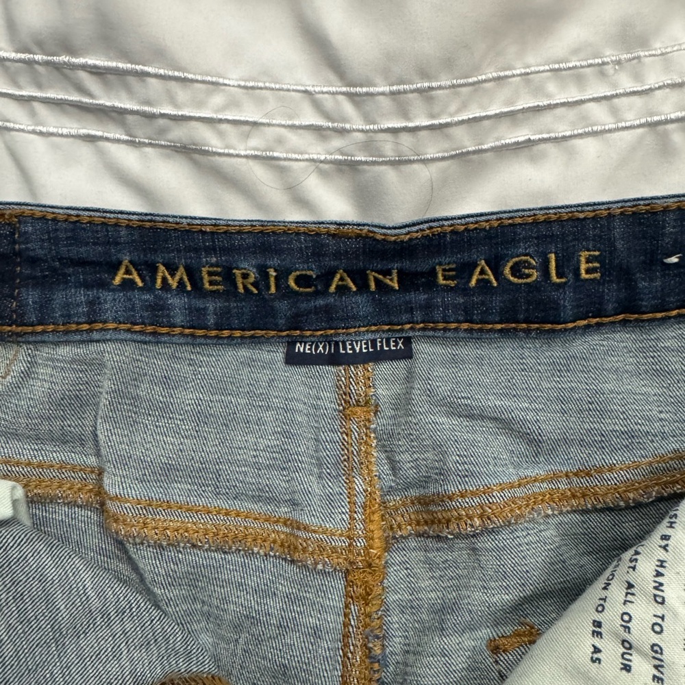 American Eagle NE(X)T Level Flex Distressed Cutoff Shorts Size 32 Medium Wash